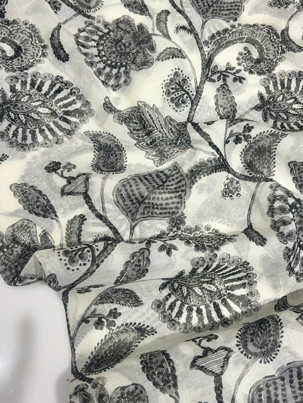 The Royal Breath: Pure Printed Mul Chanderi